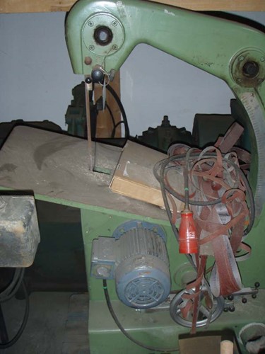 Profile- and formbandsandpapering machine HUGO SCHNEIDER